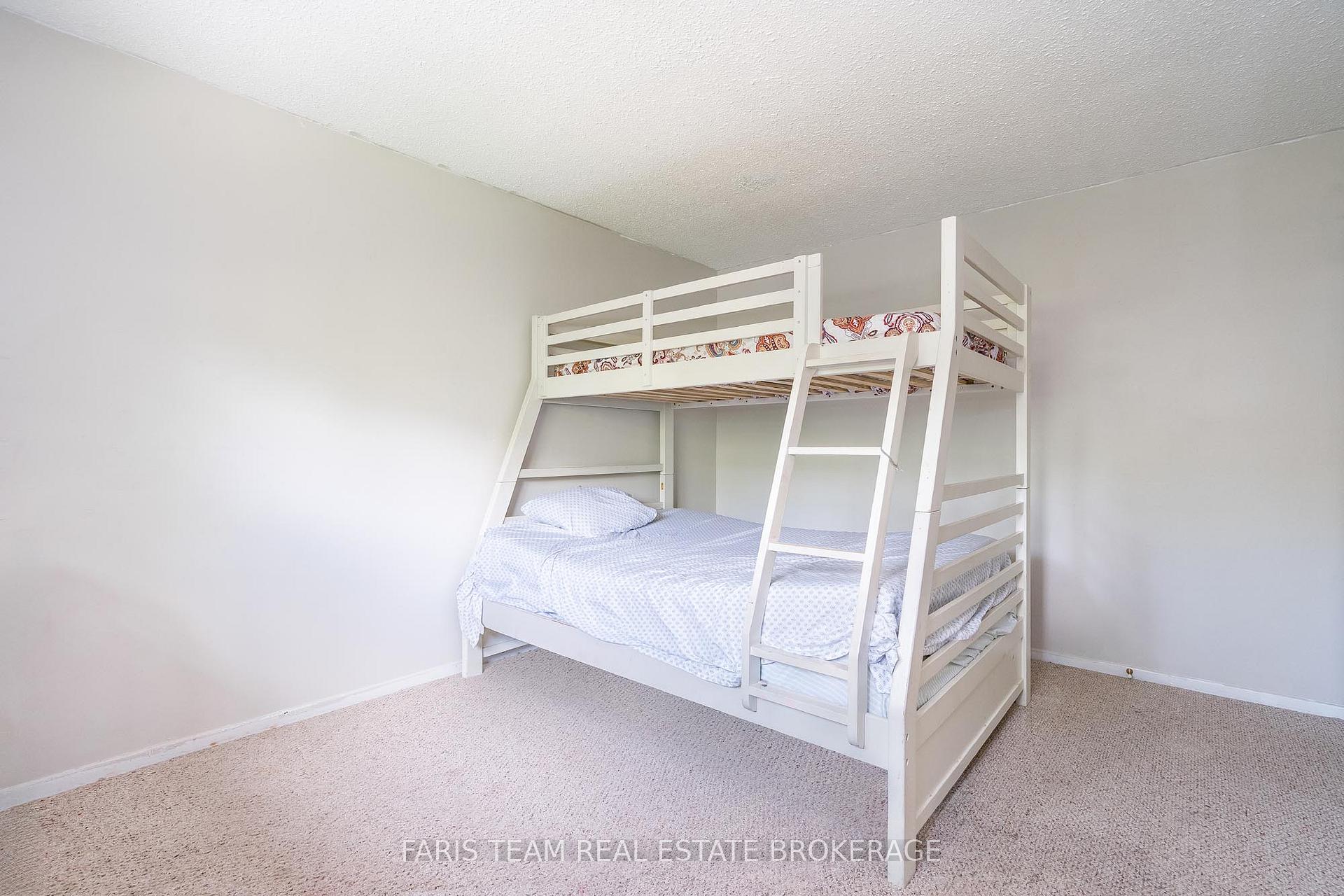Photo 15 of Unit 19, 233 Innisfil Street, Barrie, Allandale Centre — HOMEH