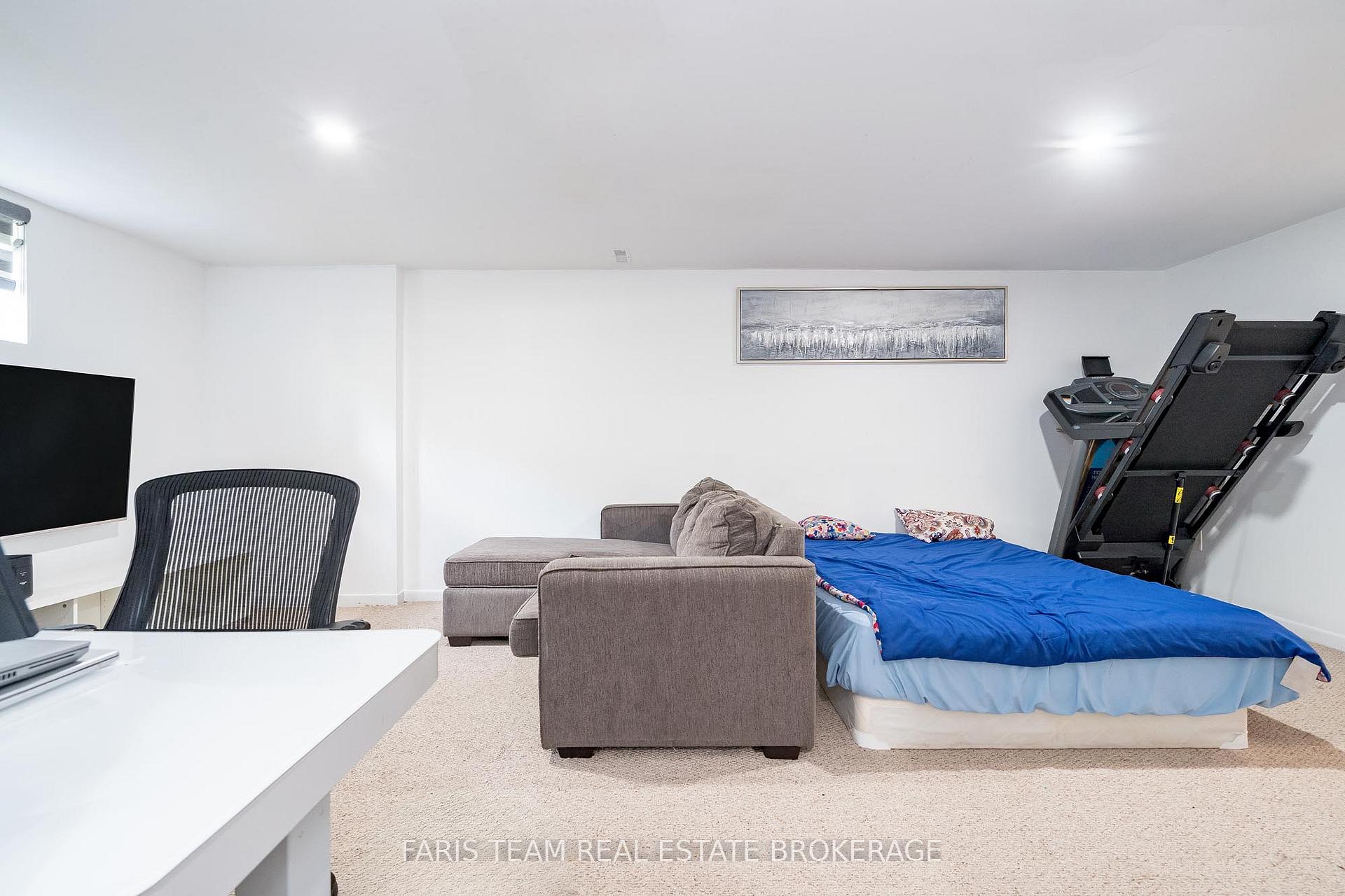 Photo 19 of Unit 19, 233 Innisfil Street, Barrie, Allandale Centre — HOMEH