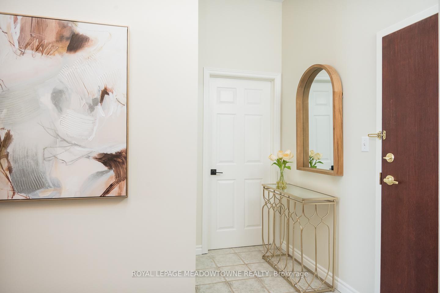 Photo 8 of Unit 318, 262 Dundas Street E, Hamilton, Waterdown — HOMEH