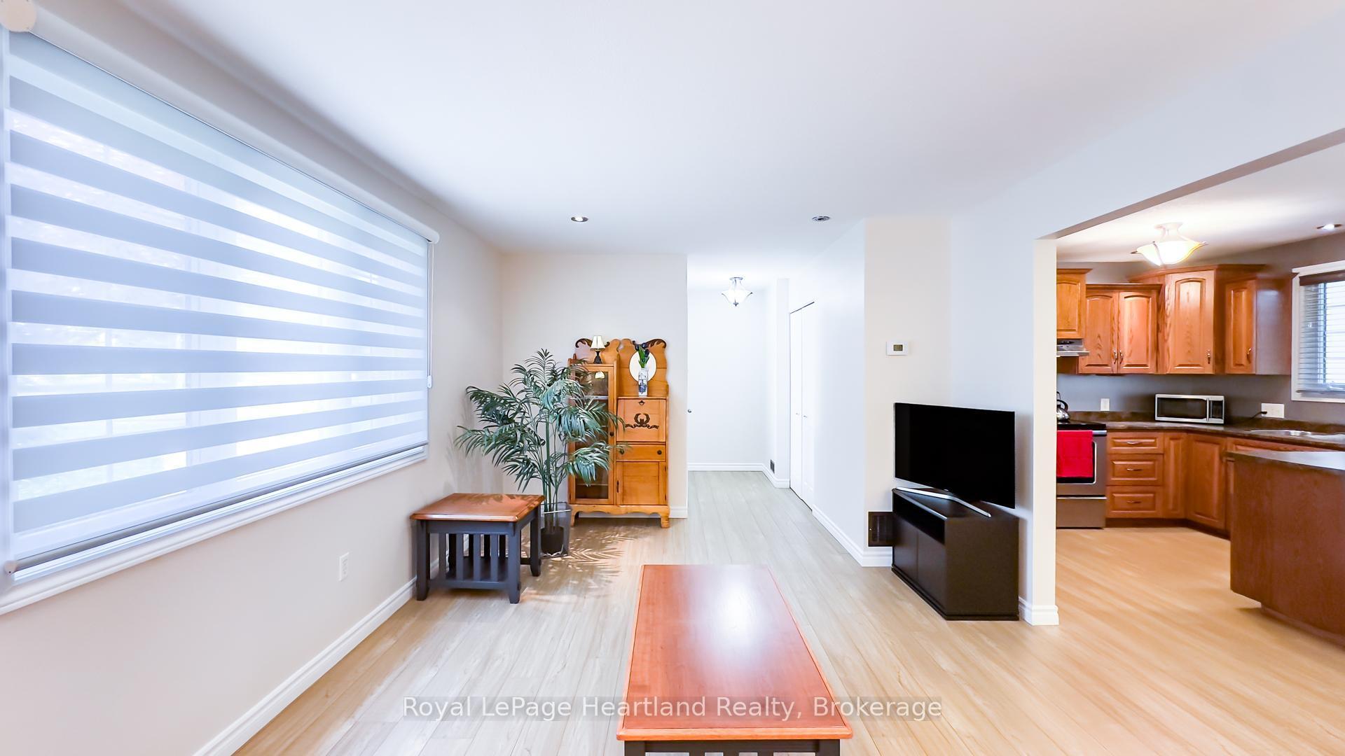 Photo 6 of 218 Princess Street E, Central Huron, Clinton — HOMEH