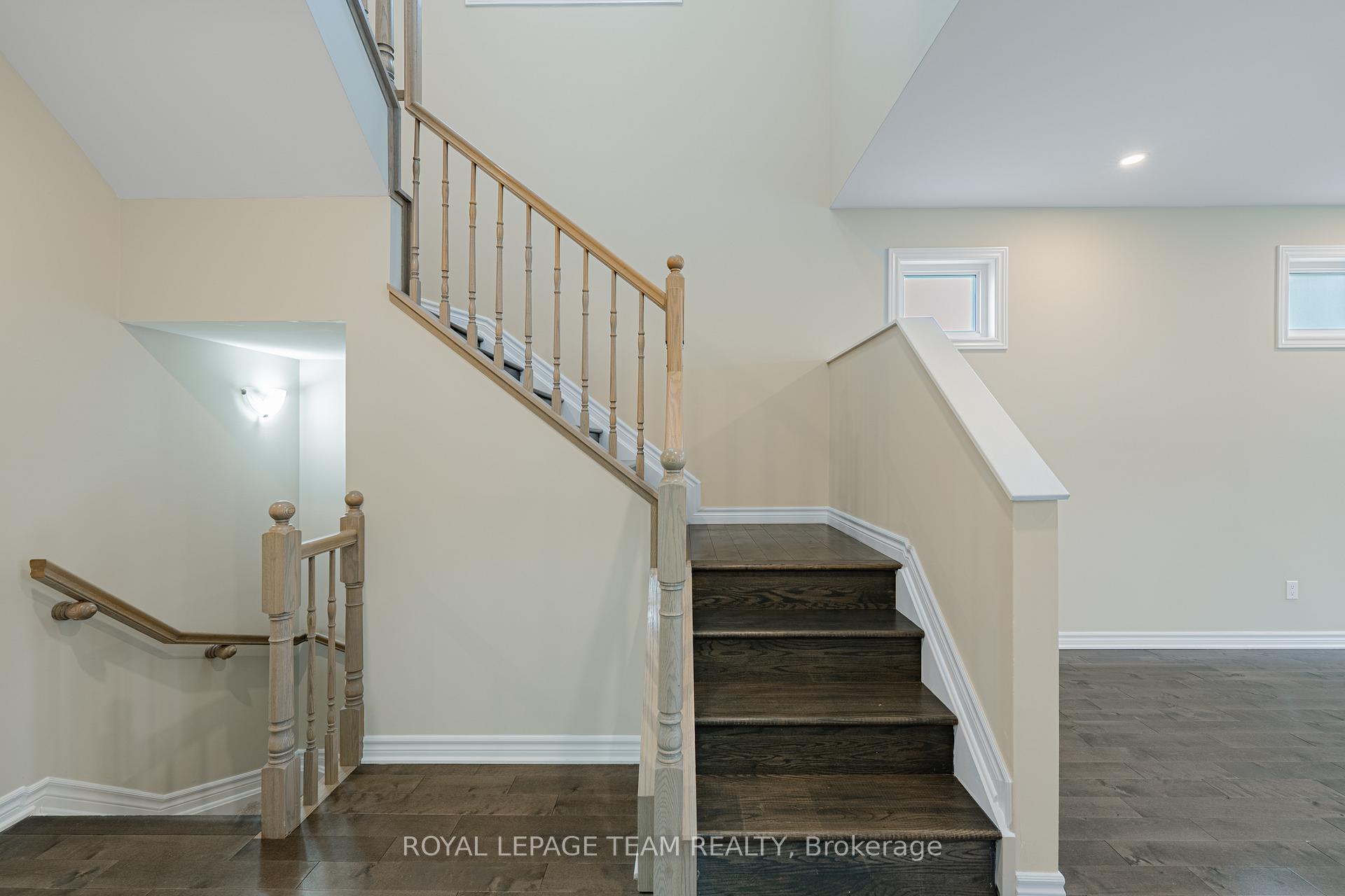 Photo 10 of 2522 Waterlilly Way, Ottawa, Barrhaven - Heritage Park — HOMEH