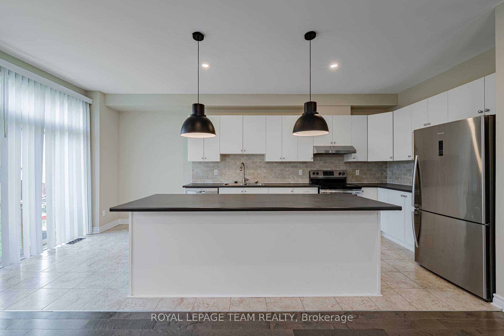 Photo 21 of 2522 Waterlilly Way, Ottawa, Barrhaven - Heritage Park — HOMEH