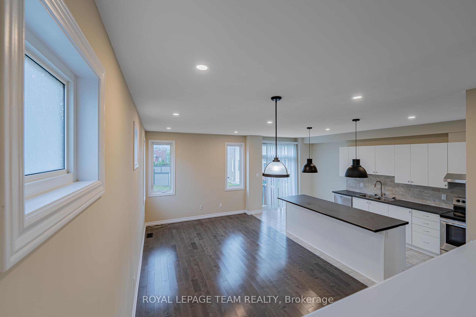 Photo 23 of 2522 Waterlilly Way, Ottawa, Barrhaven - Heritage Park — HOMEH