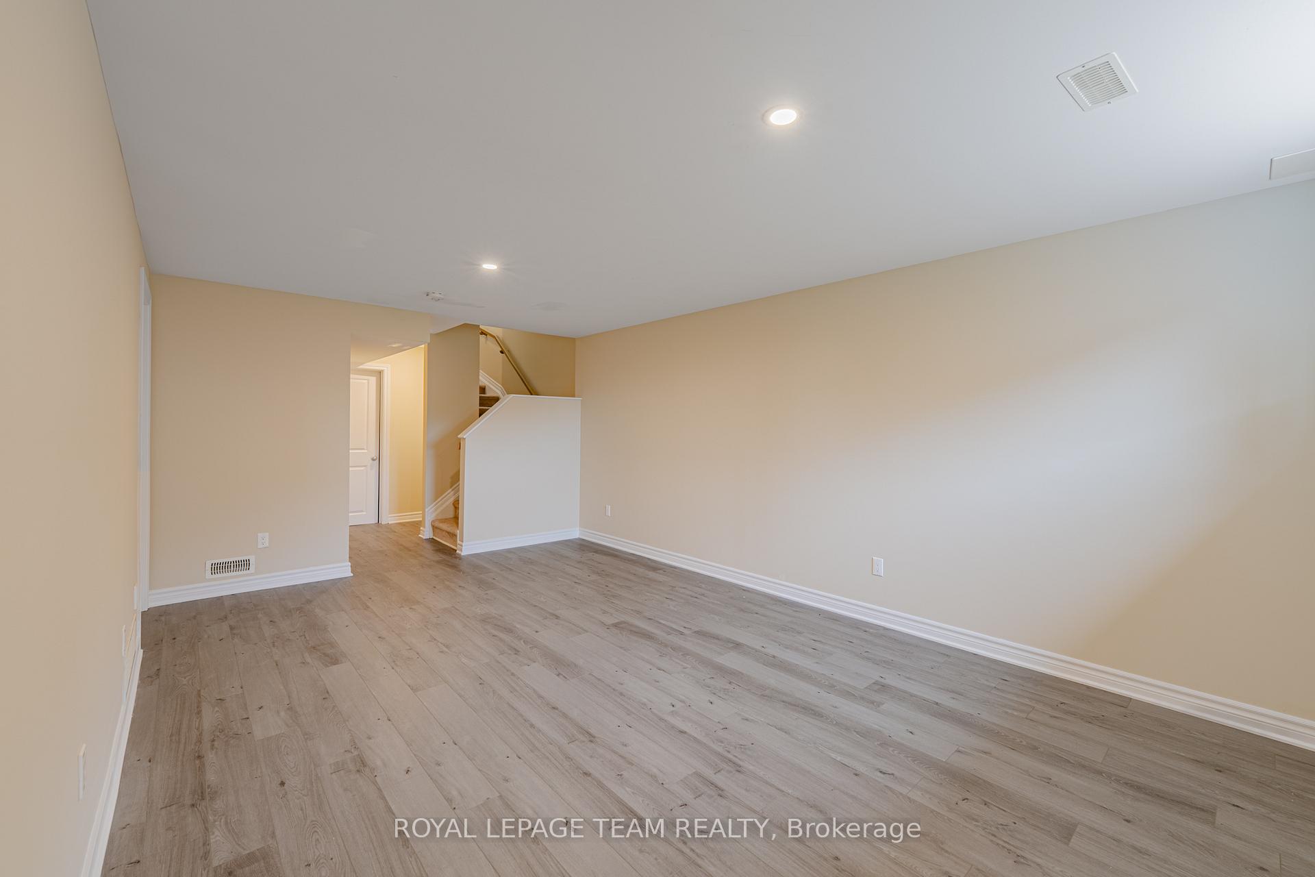 Photo 45 of 2522 Waterlilly Way, Ottawa, Barrhaven - Heritage Park — HOMEH