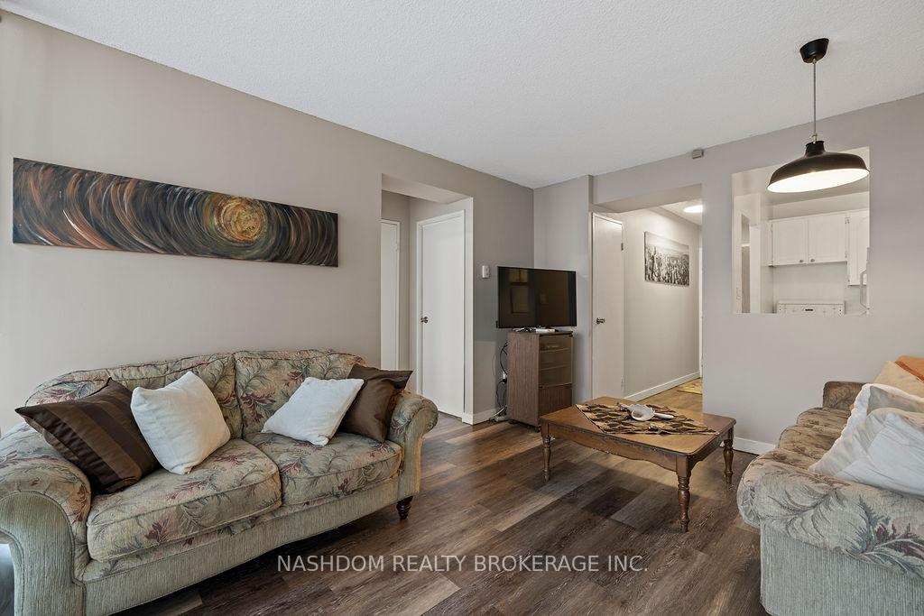 Photo 7 of Unit 1603, 150 Charlton Avenue E, Hamilton, Corktown — HOMEH