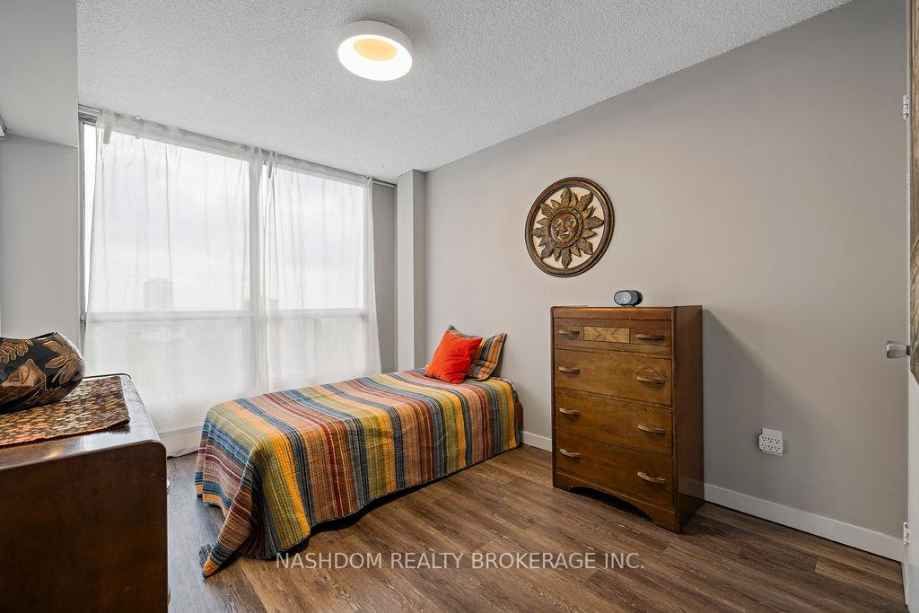 Photo 10 of Unit 1603, 150 Charlton Avenue E, Hamilton, Corktown — HOMEH