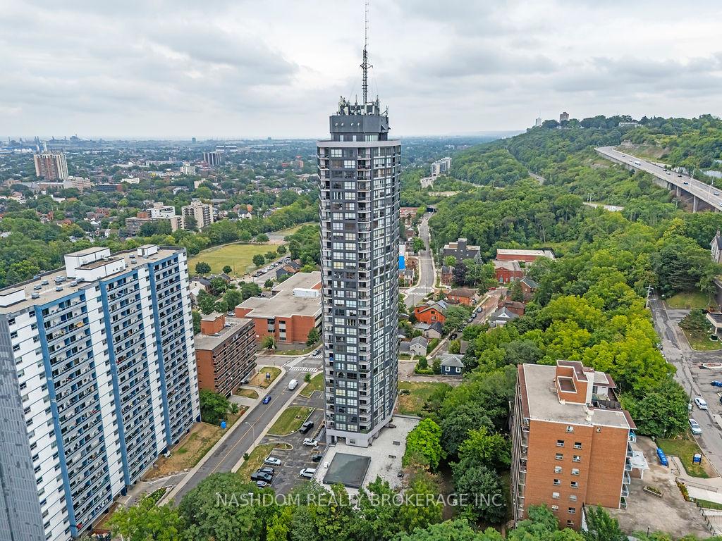 Photo 18 of Unit 1603, 150 Charlton Avenue E, Hamilton, Corktown — HOMEH