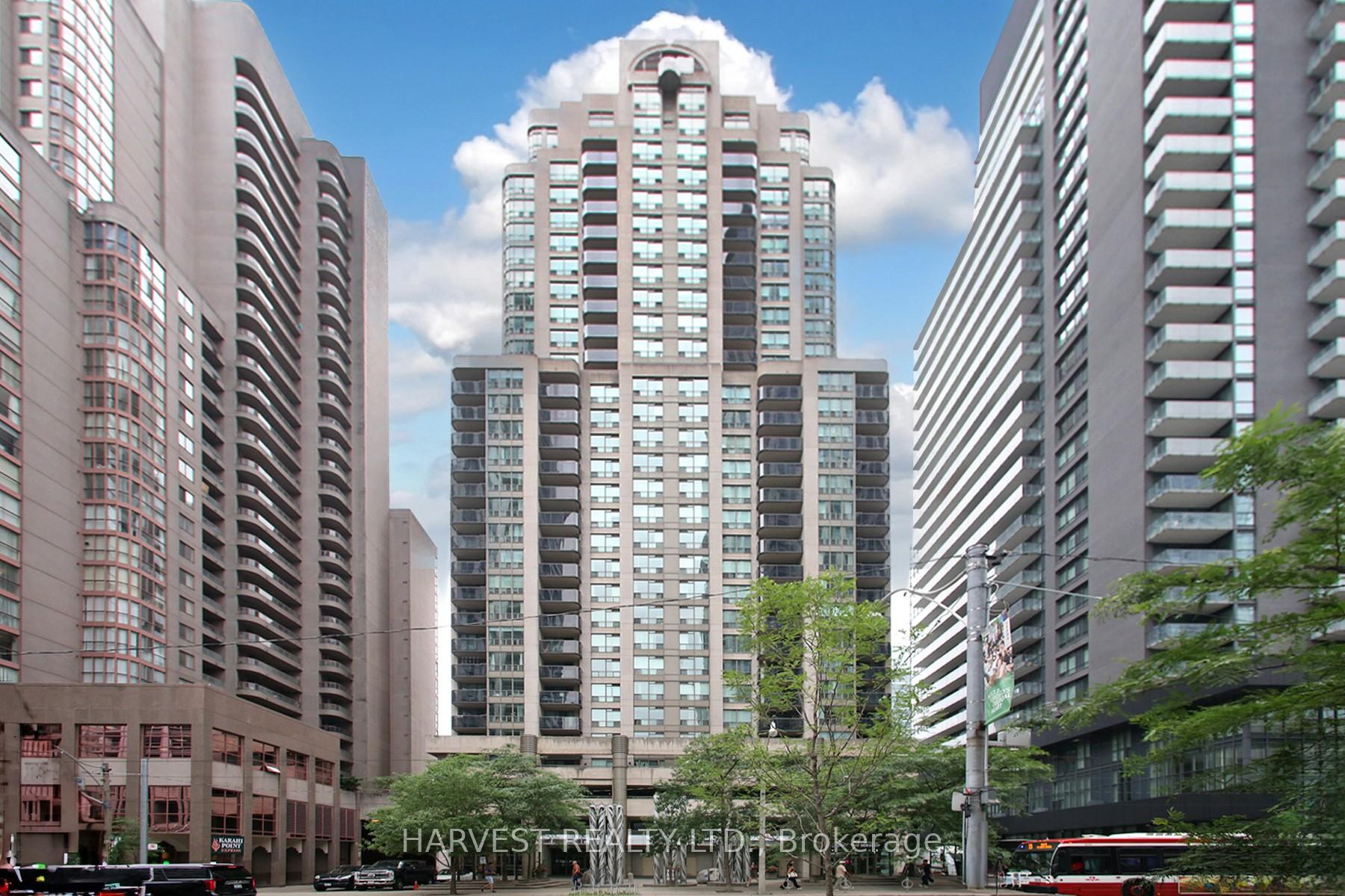 Front of Unit 3303, 750 Bay Street