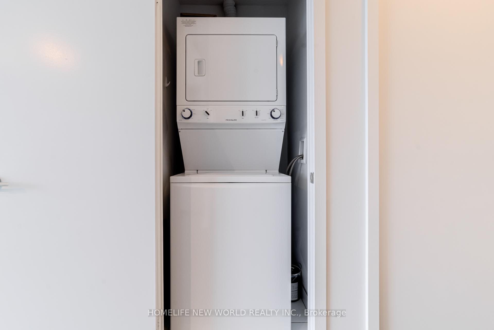 Photo 14 of Unit 1805, 1815 Yonge Street, Toronto, Mount Pleasant West — HOMEH