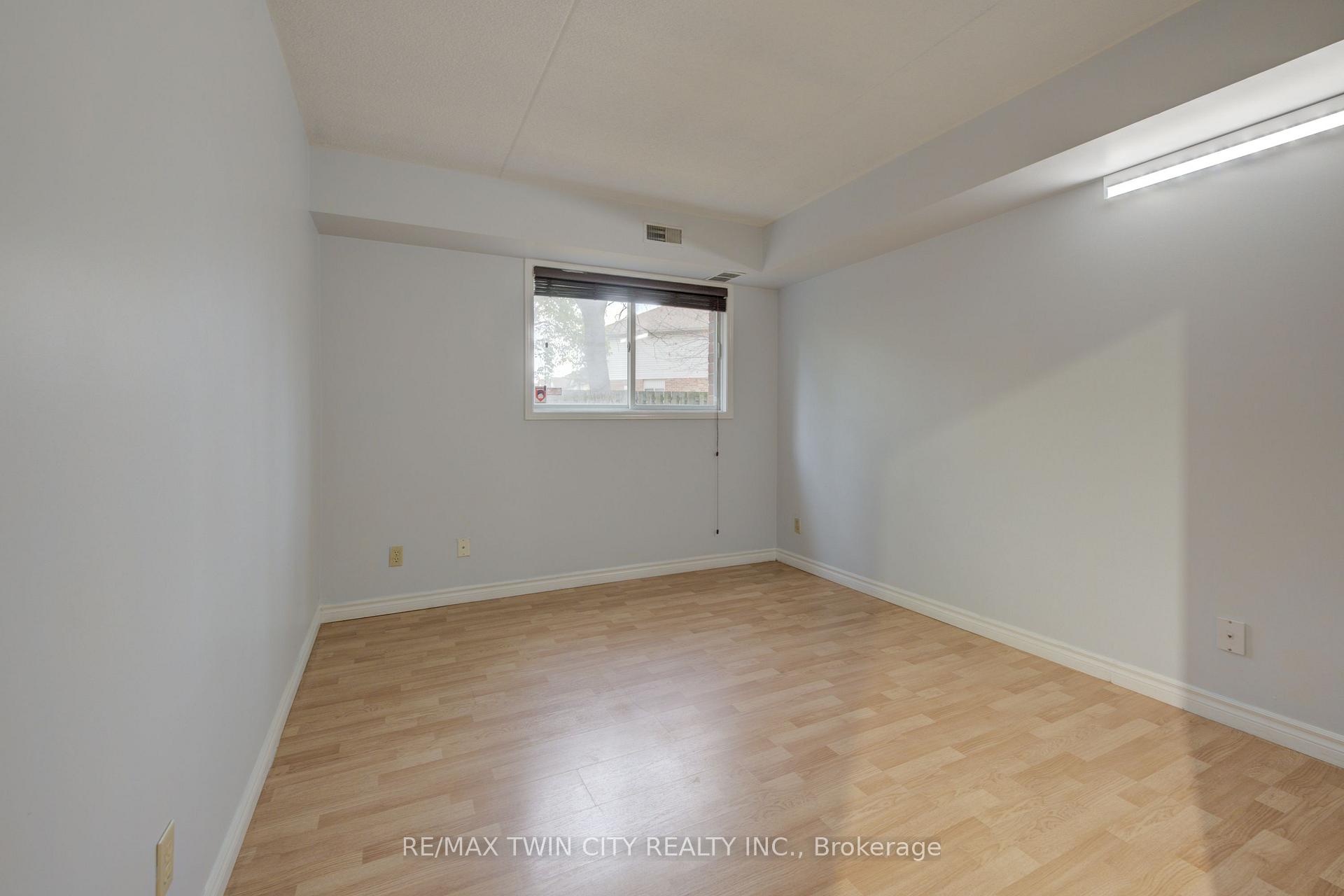 Photo 16 of Unit 25, 3085 Kingsway Drive, Kitchener, Vanier - Kitchener — HOMEH
