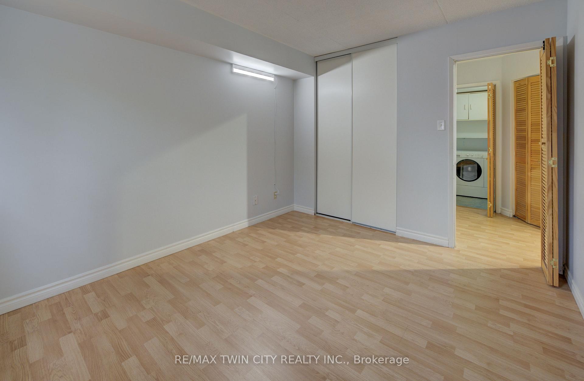 Photo 17 of Unit 25, 3085 Kingsway Drive, Kitchener, Vanier - Kitchener — HOMEH
