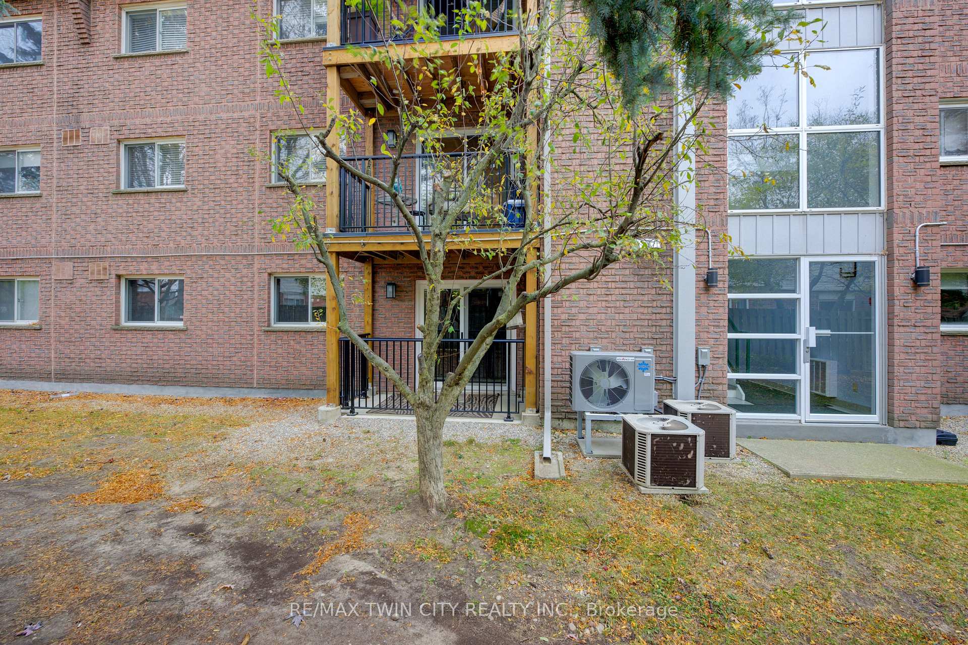 Photo 28 of Unit 25, 3085 Kingsway Drive, Kitchener, Vanier - Kitchener — HOMEH