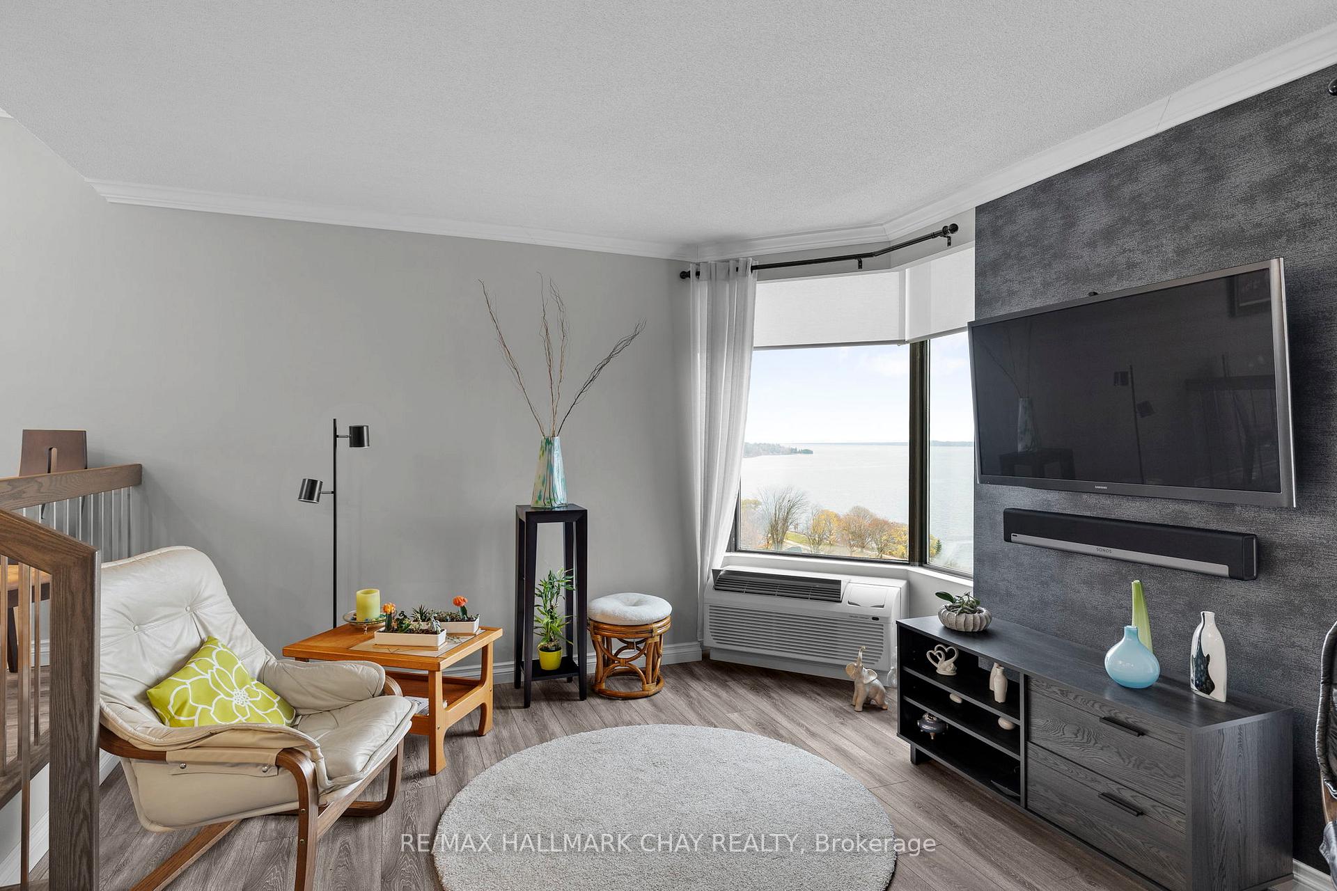 Photo 11 of Unit 1107, 181 Collier Street, Barrie, North Shore — HOMEH