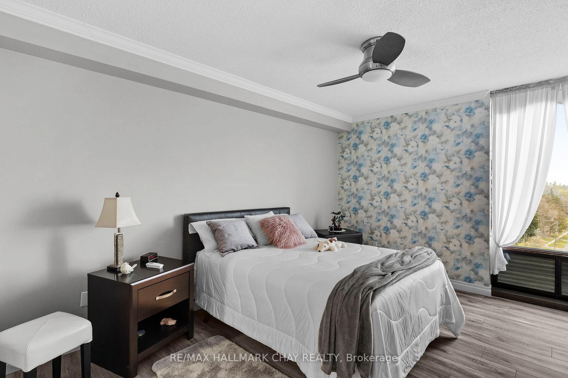 Photo 25 of Unit 1107, 181 Collier Street, Barrie, North Shore — HOMEH