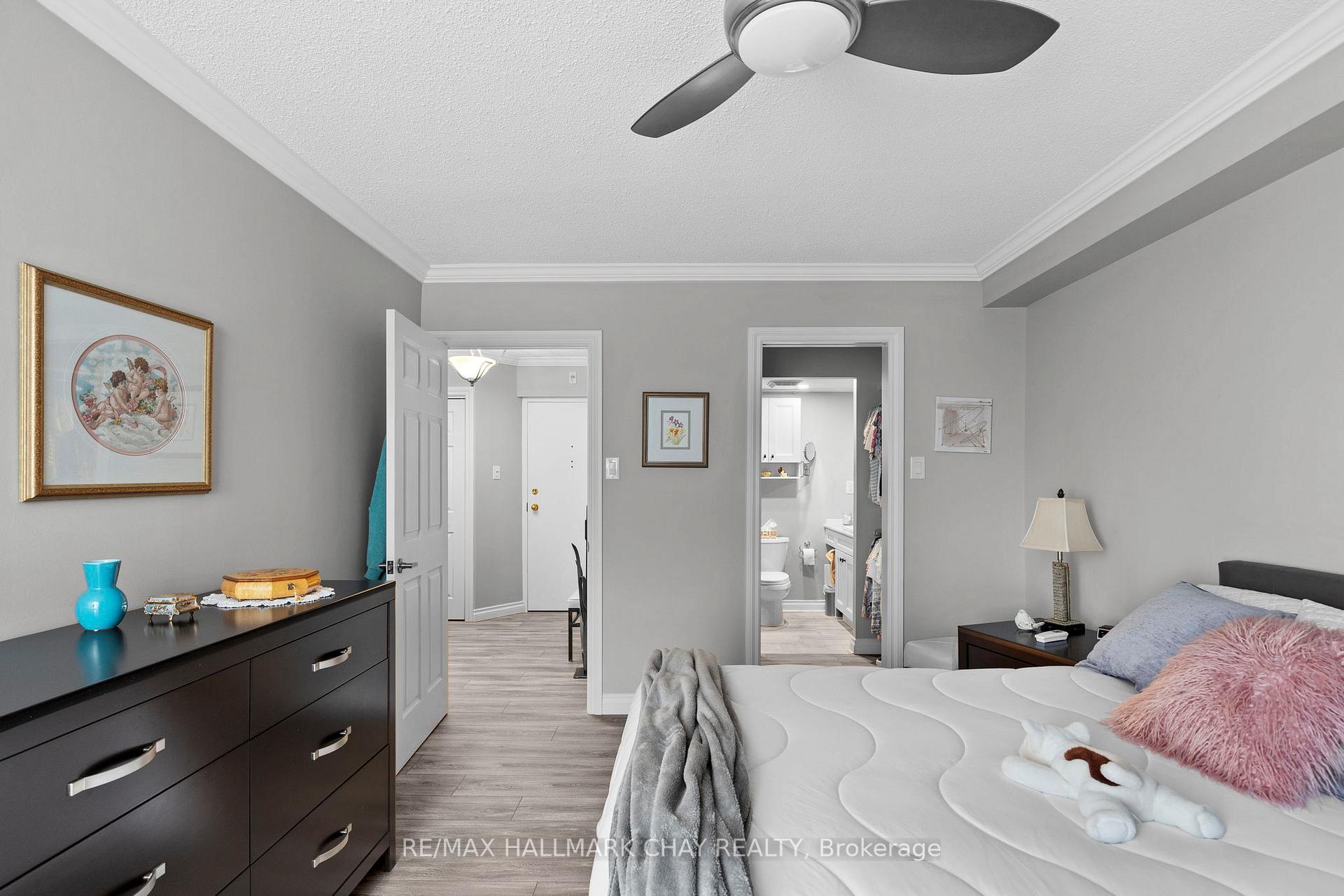Photo 26 of Unit 1107, 181 Collier Street, Barrie, North Shore — HOMEH