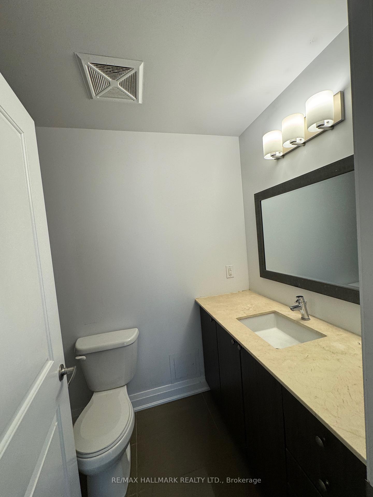 Photo 10 of Unit 807, 24 Woodstream Boulevard, Vaughan, Vaughan Grove — HOMEH