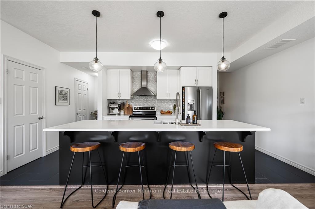 Photo 1 of Unit 45, 39 Kay Crescent, Guelph, Pineridge/Westminster Woods — HOMEH
