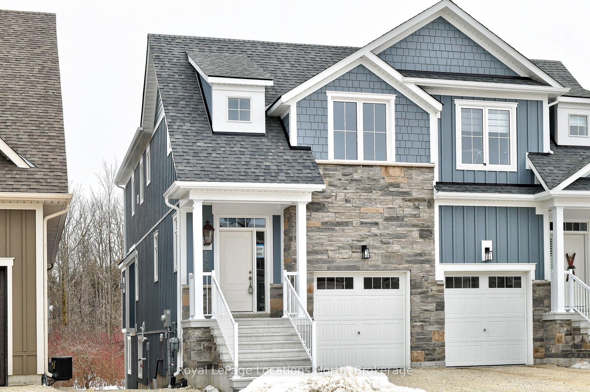 Front of 139 White Oak Crescent