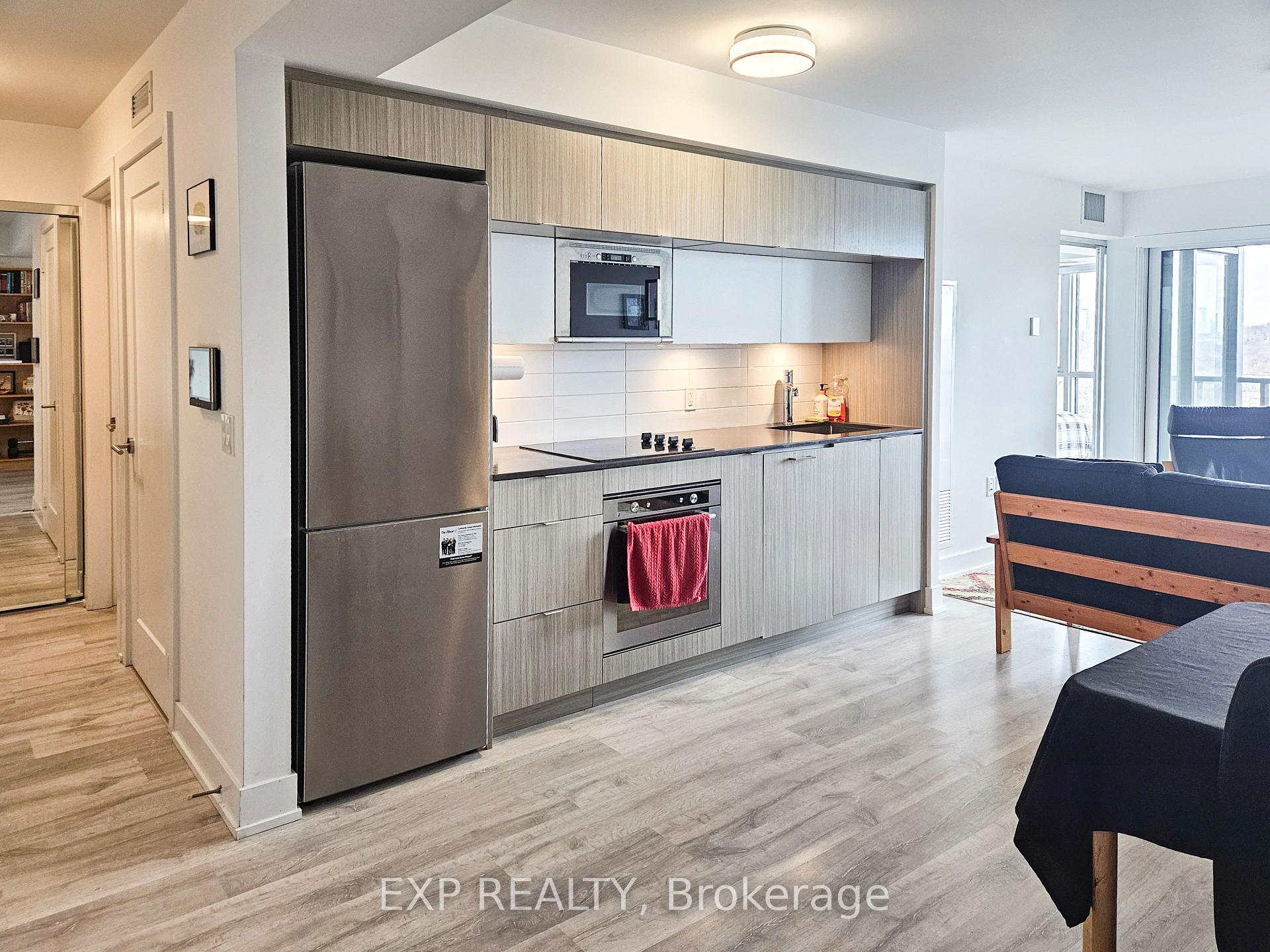 Photo 7 of Unit 1324, 585 Bloor Street E, Toronto, North St. James Town — HOMEH