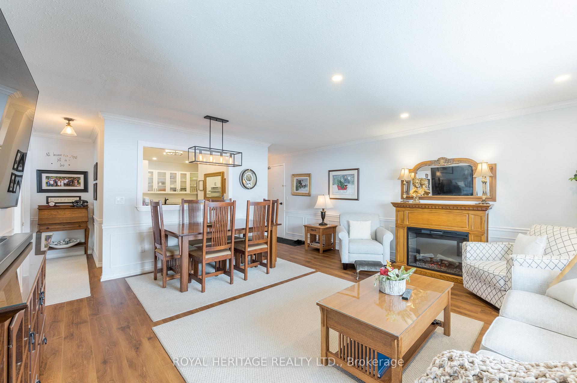 Photo 6 of Unit 208, 90 King Street E, Kawartha Lakes, Bobcaygeon — HOMEH