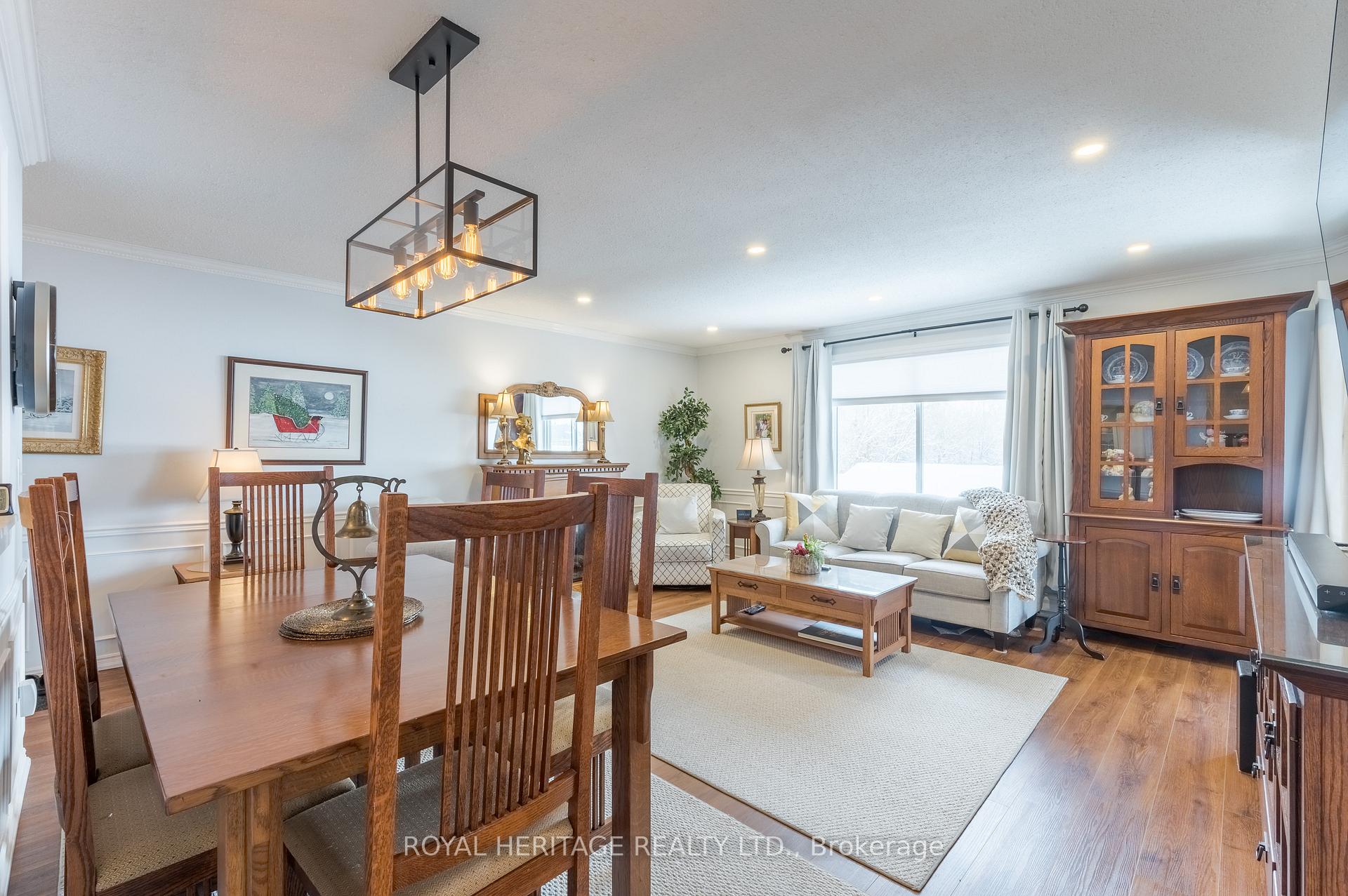 Photo 7 of Unit 208, 90 King Street E, Kawartha Lakes, Bobcaygeon — HOMEH