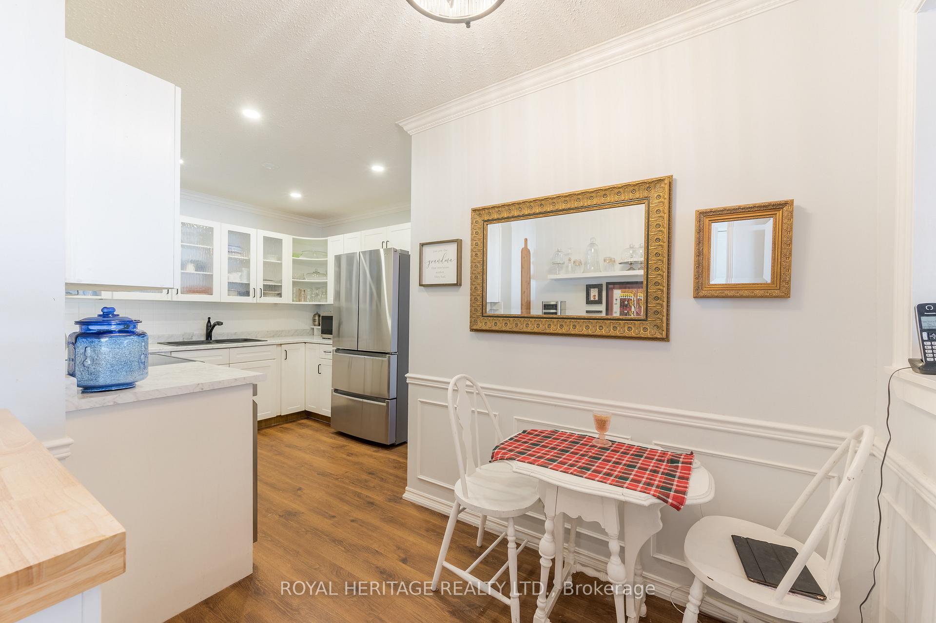 Photo 15 of Unit 208, 90 King Street E, Kawartha Lakes, Bobcaygeon — HOMEH