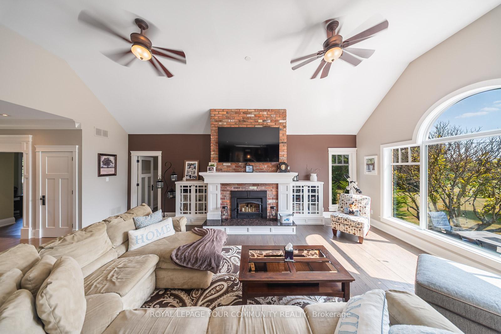 Photo 7 of 6 Creekside Court, Caledon, Rural Caledon — HOMEH