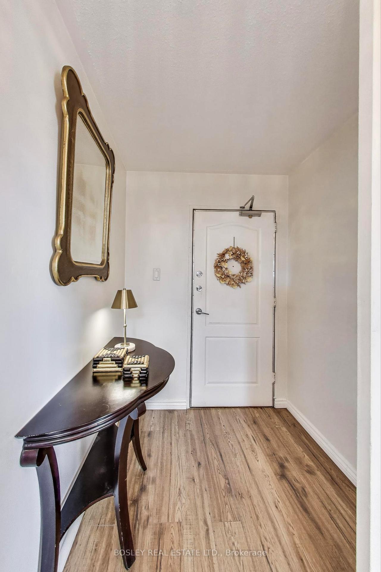 Photo 7 of Unit 1409, 61 Richview Road, Etobicoke, Humber Heights — HOMEH