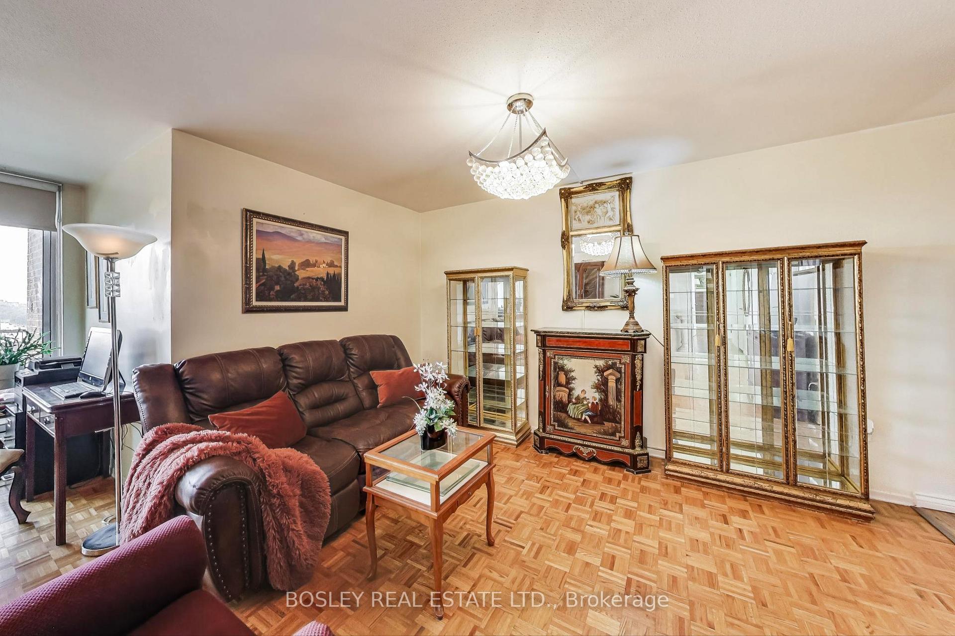 Photo 8 of Unit 1409, 61 Richview Road, Etobicoke, Humber Heights — HOMEH