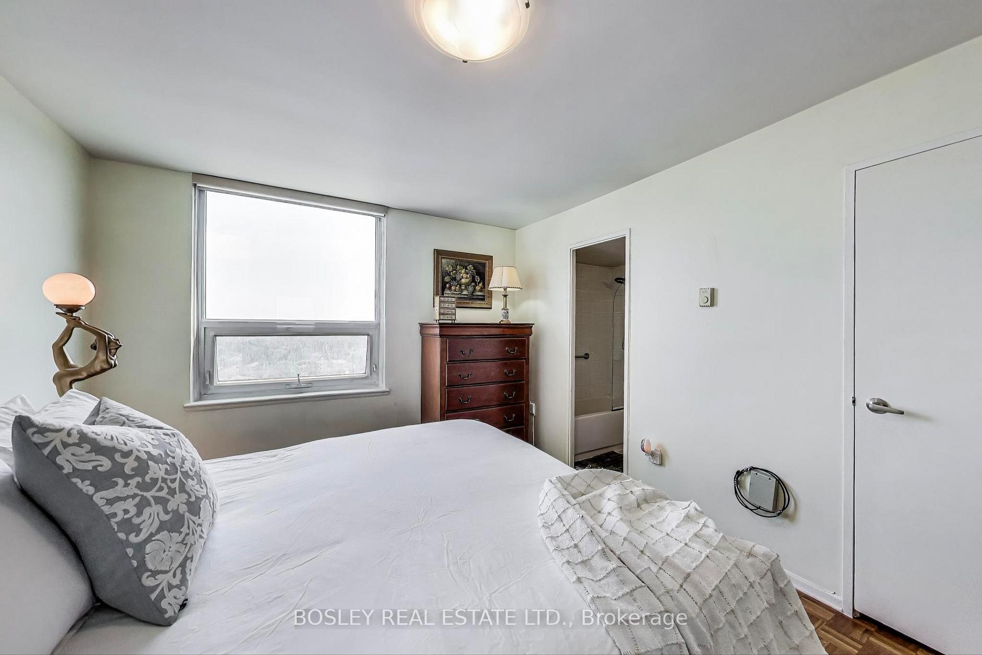 Photo 9 of Unit 1409, 61 Richview Road, Etobicoke, Humber Heights — HOMEH
