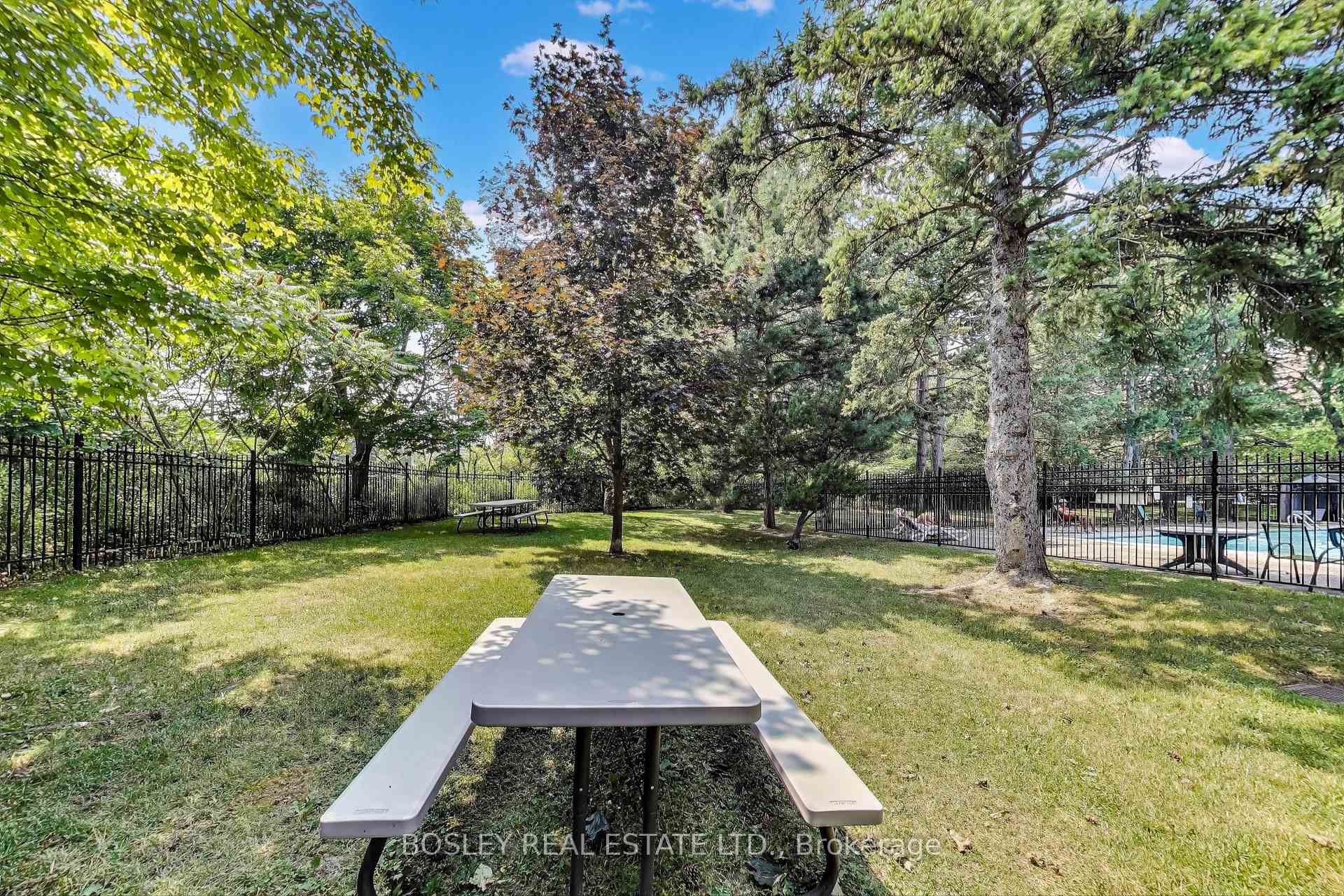 Photo 26 of Unit 1409, 61 Richview Road, Etobicoke, Humber Heights — HOMEH