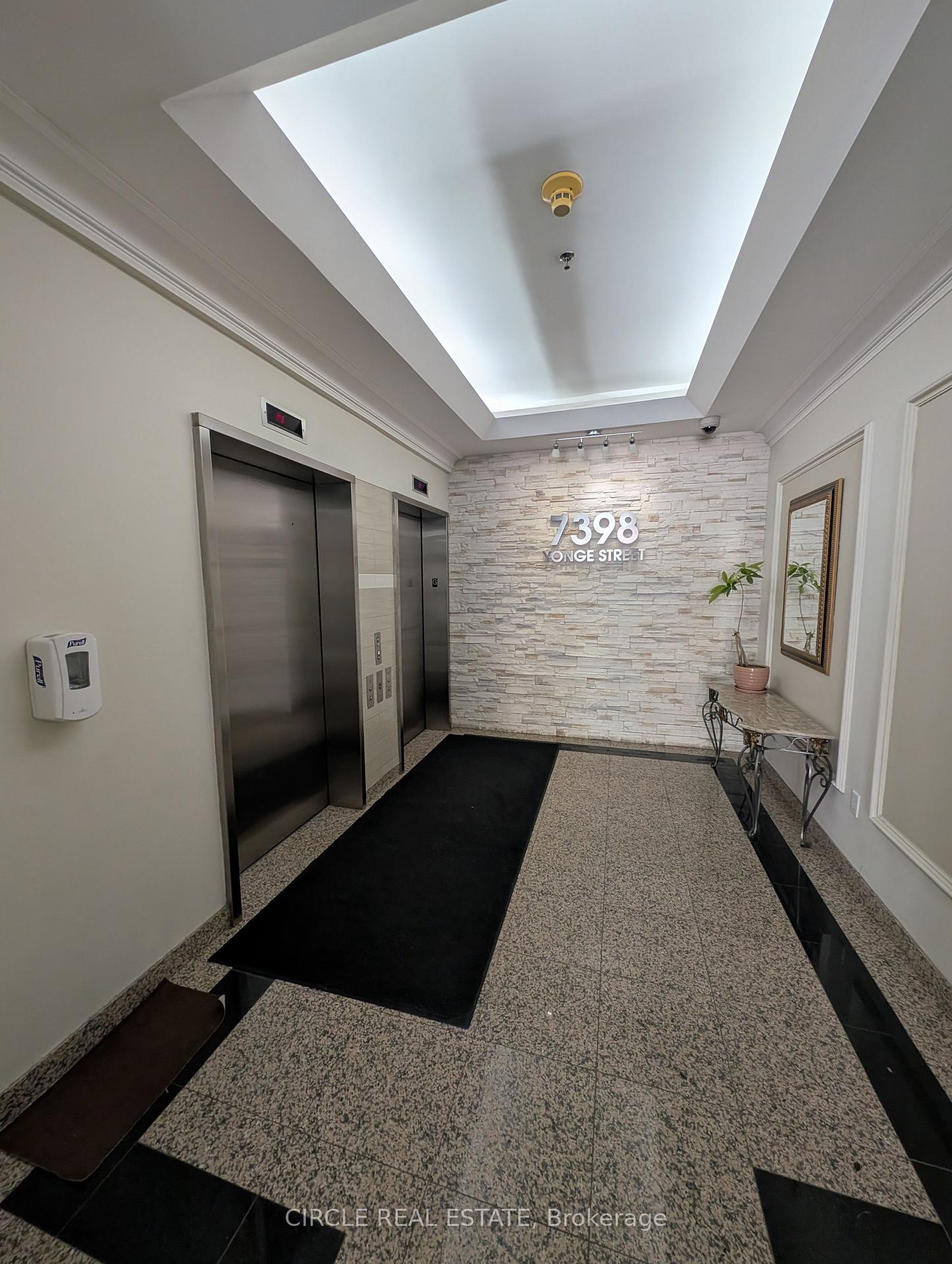 Photo 3 of Unit 112, 7398 Yonge Street, Vaughan, Crestwood-Springfarm-Yorkhill — HOMEH