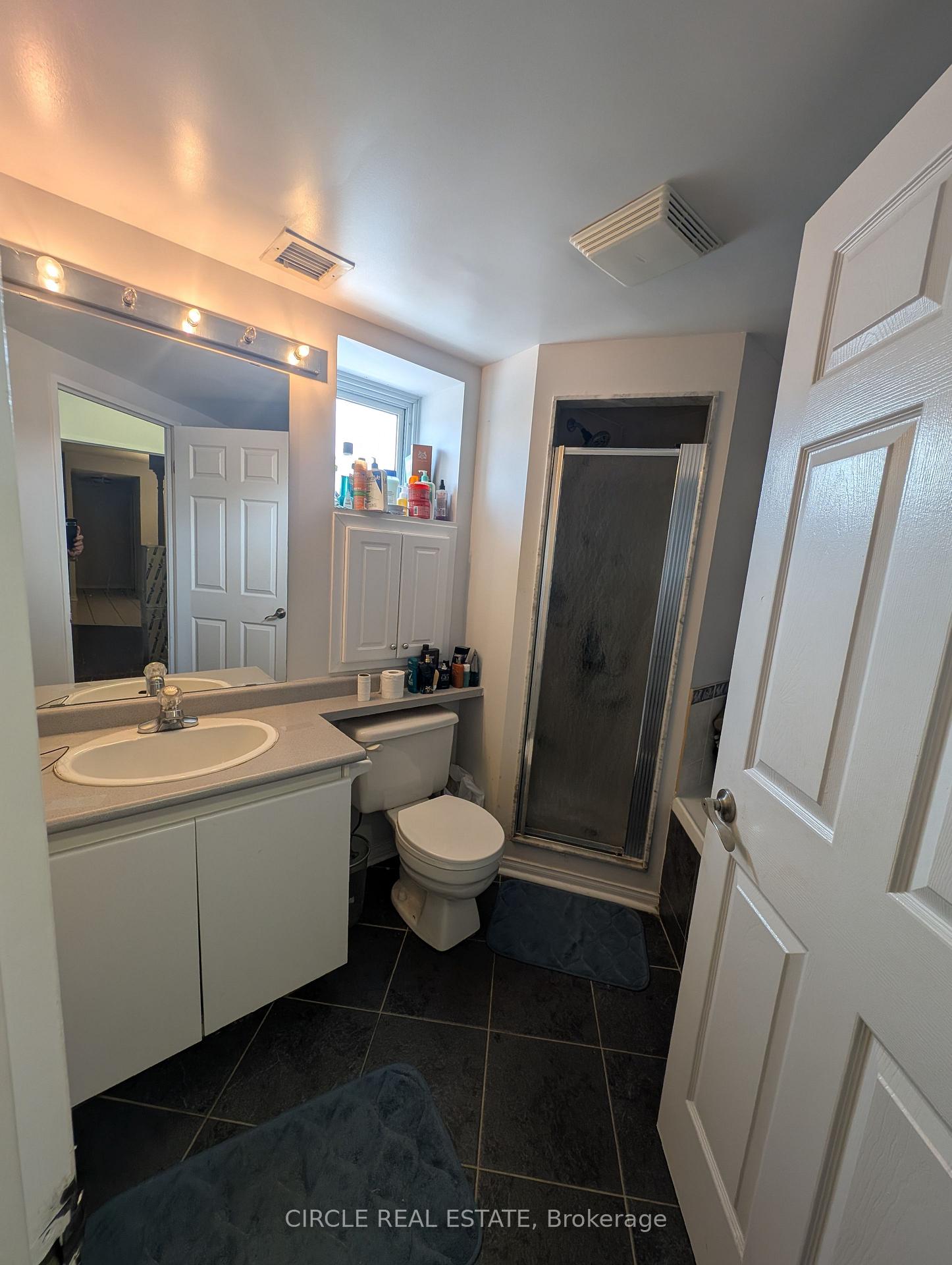 Photo 12 of Unit 112, 7398 Yonge Street, Vaughan, Crestwood-Springfarm-Yorkhill — HOMEH