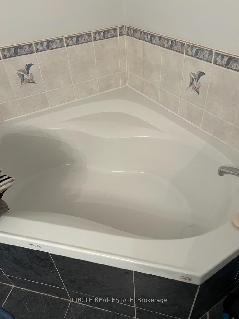 Photo 13 of Unit 112, 7398 Yonge Street, Vaughan, Crestwood-Springfarm-Yorkhill — HOMEH