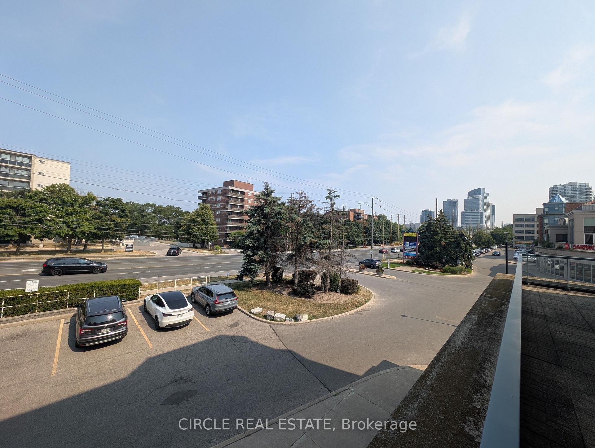 Photo 21 of Unit 112, 7398 Yonge Street, Vaughan, Crestwood-Springfarm-Yorkhill — HOMEH