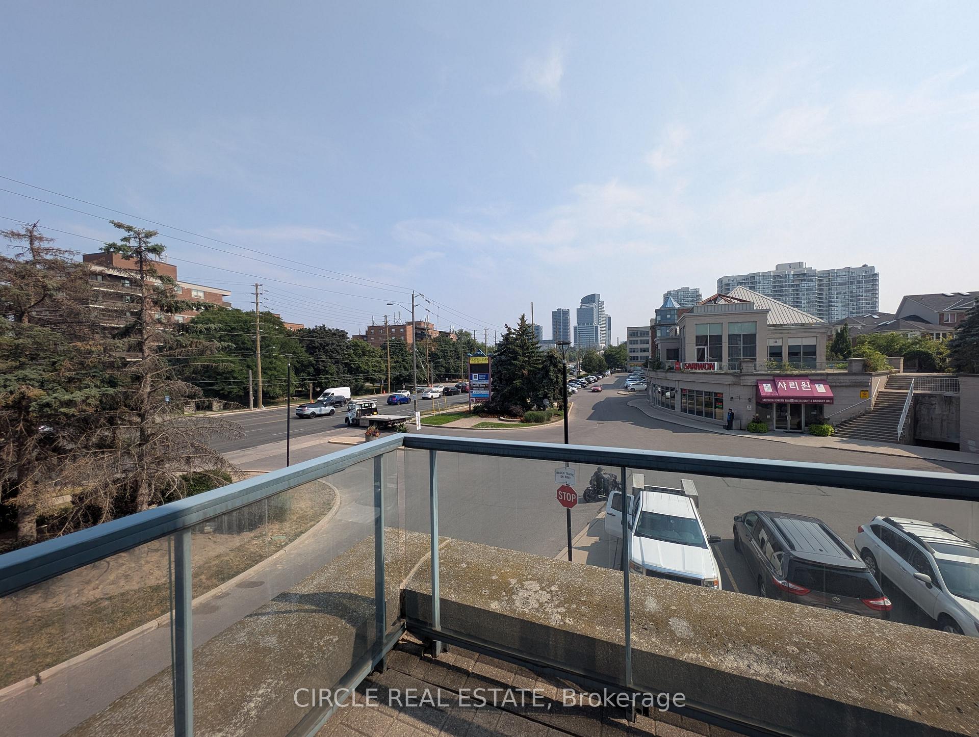 Photo 22 of Unit 112, 7398 Yonge Street, Vaughan, Crestwood-Springfarm-Yorkhill — HOMEH
