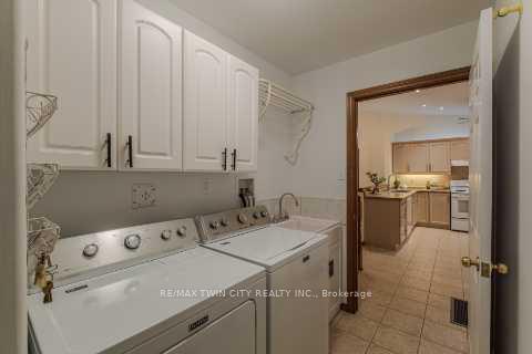 Photo 13 of Unit 36, 19 Hanlon Place, Brant, Paris — HOMEH