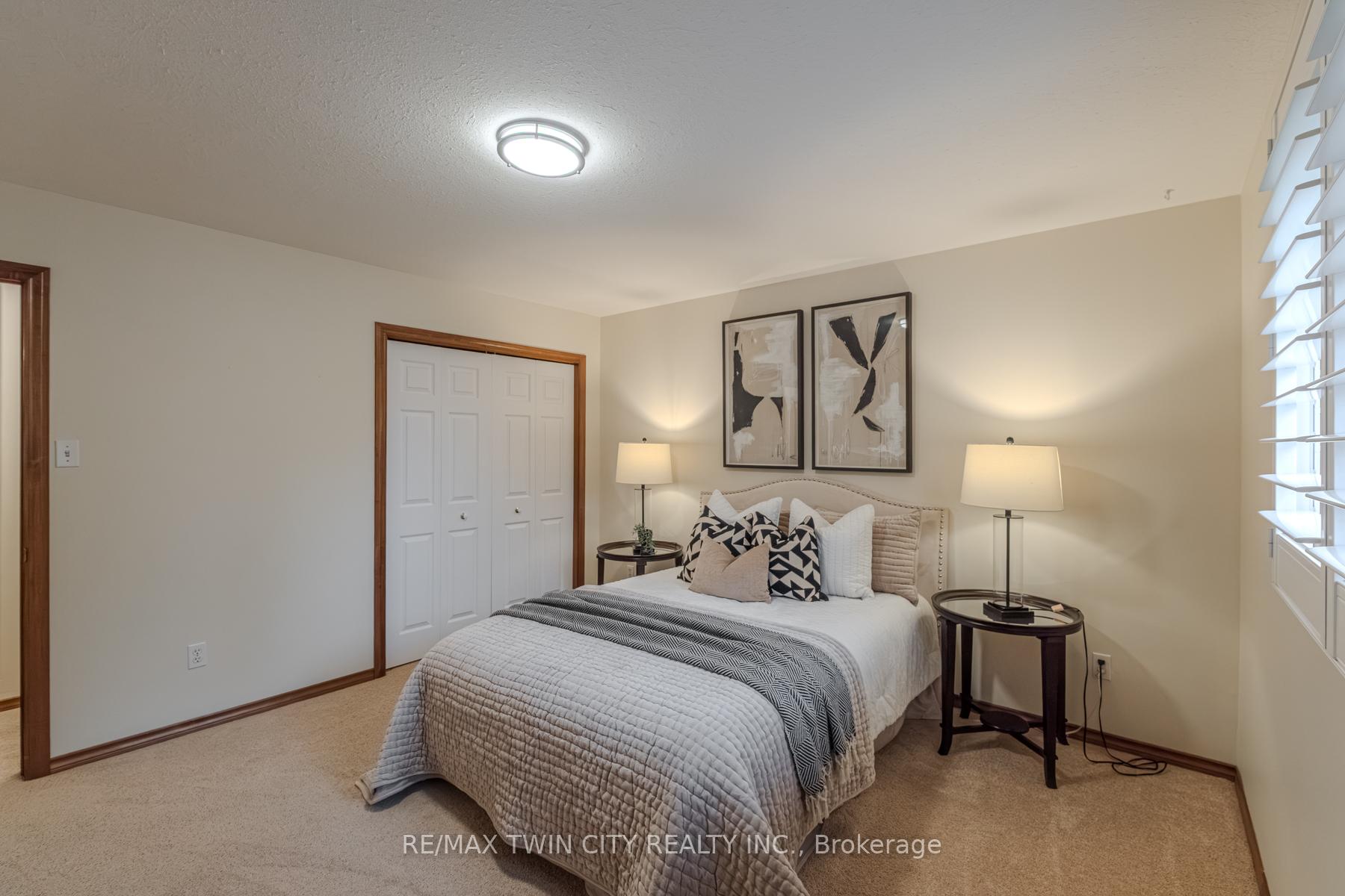 Photo 20 of Unit 36, 19 Hanlon Place, Brant, Paris — HOMEH