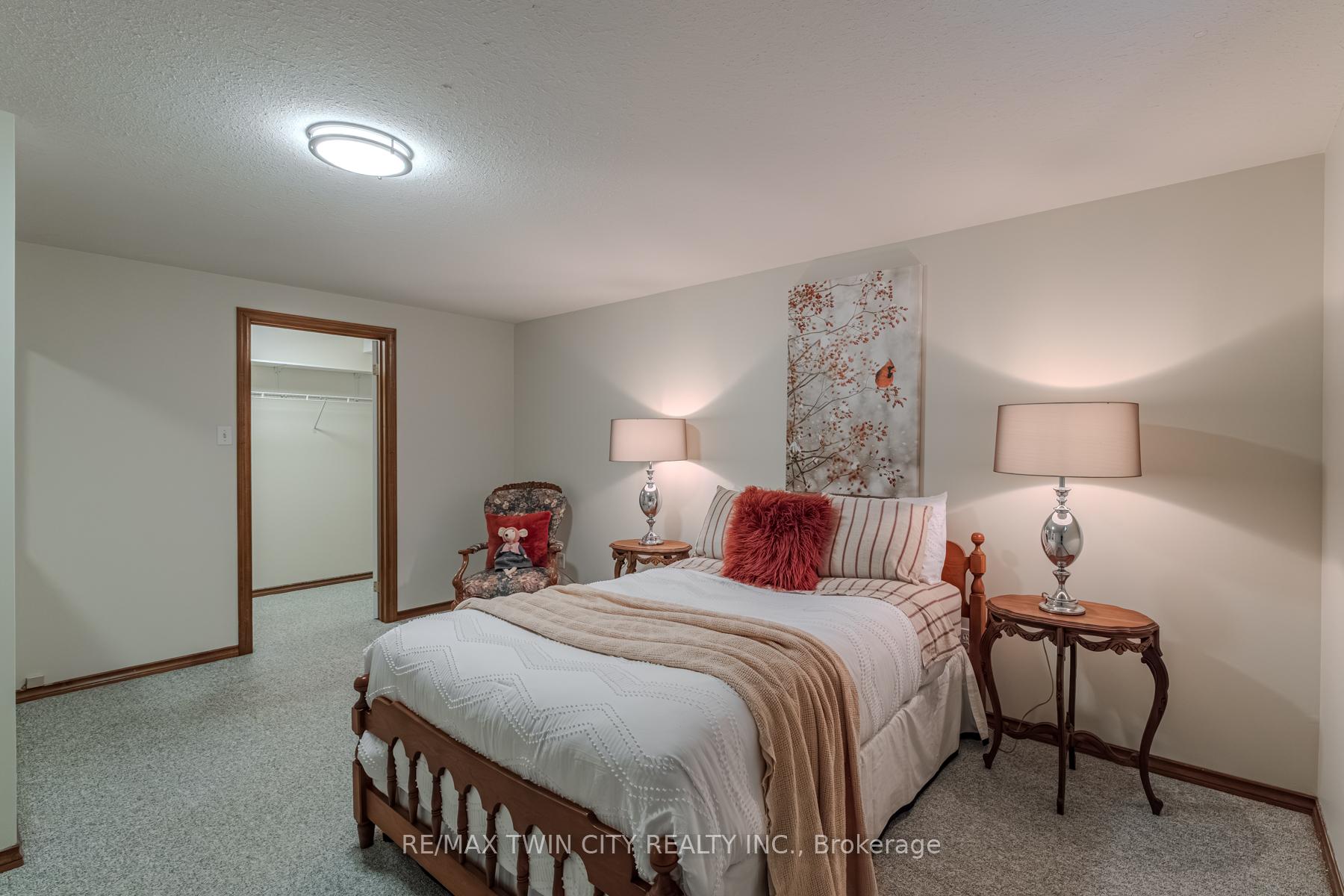 Photo 26 of Unit 36, 19 Hanlon Place, Brant, Paris — HOMEH
