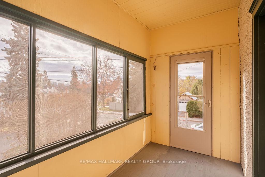 Photo 17 of 1 Charles Jackson Avenue, Ottawa, Dows Lake — HOMEH