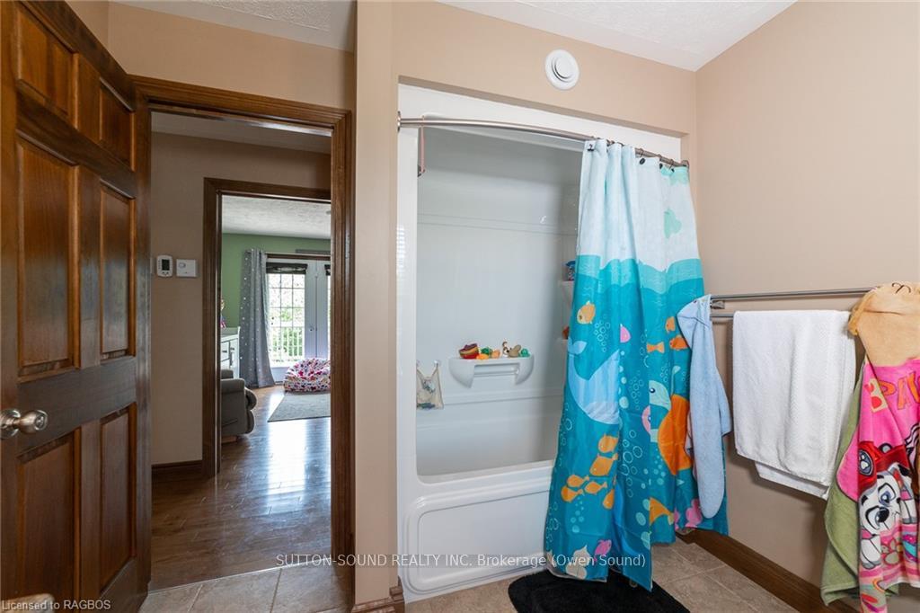 Photo 23 of 741209 Grey Road 40, Chatsworth — HOMEH