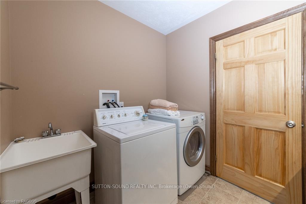 Photo 24 of 741209 Grey Road 40, Chatsworth — HOMEH