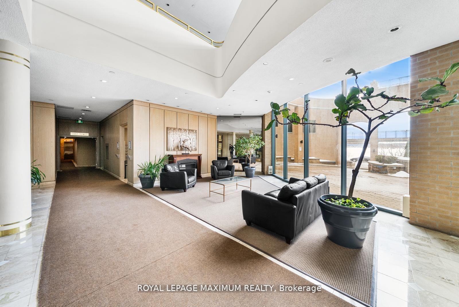 Photo 5 of Unit 601, 150 Dunlop Street E, Barrie, City Centre — HOMEH
