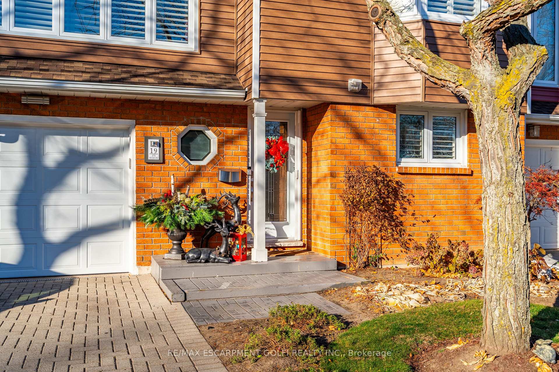 Photo 3 of Unit 19, 375 Book Road, Grimsby, Grimsby Beach — HOMEH