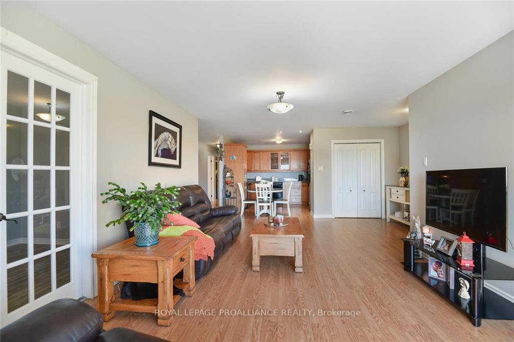 Photo 8 of Unit 7, 410 King Street E, Prescott — HOMEH