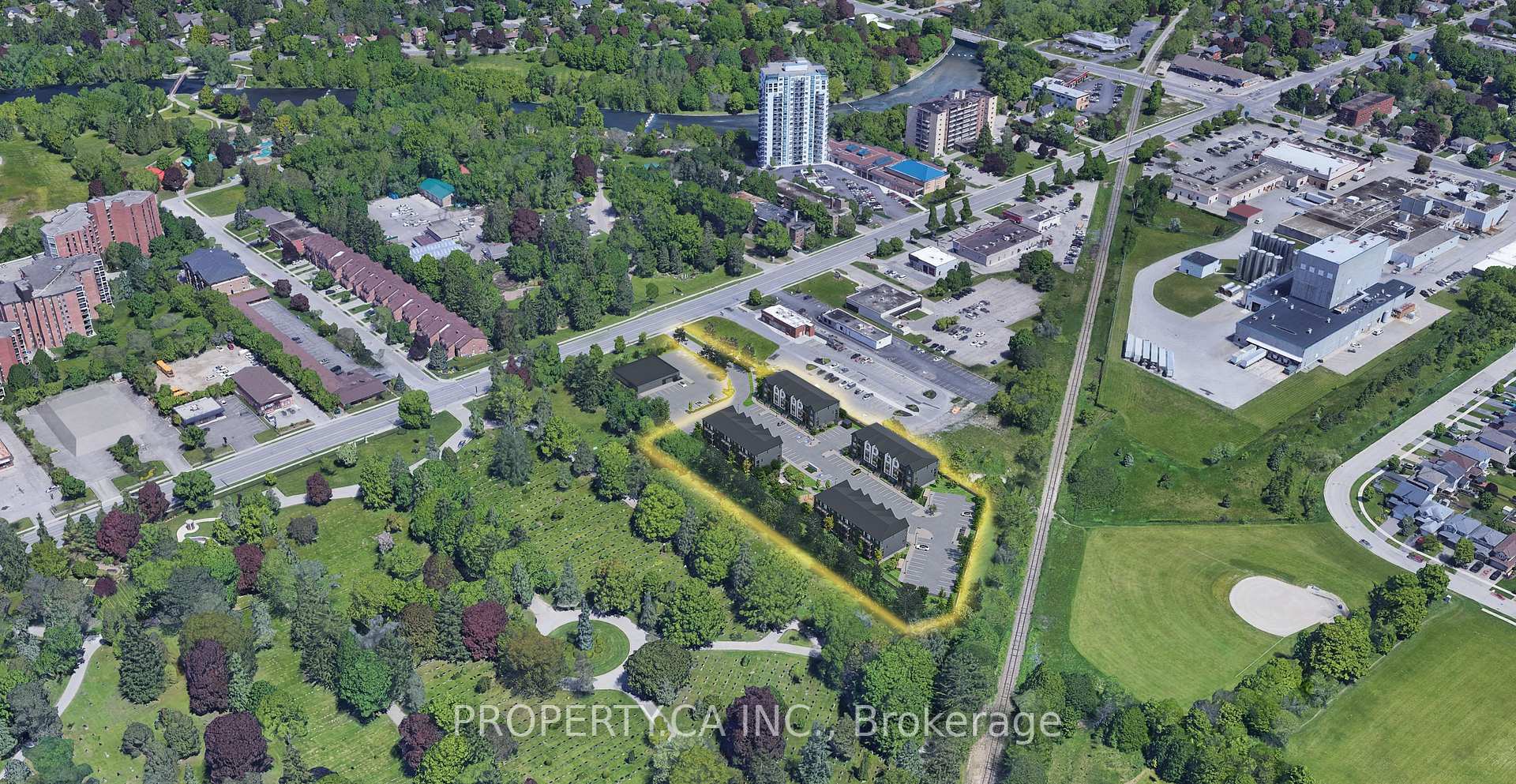Photo 11 of Unit 302, 708 Woolwich Street, Guelph, Riverside Park — HOMEH