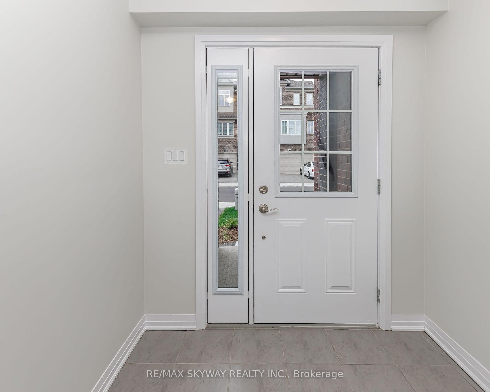 Photo 6 of Unit 5, 311 Woolwich Street, Waterloo, University Downs — HOMEH