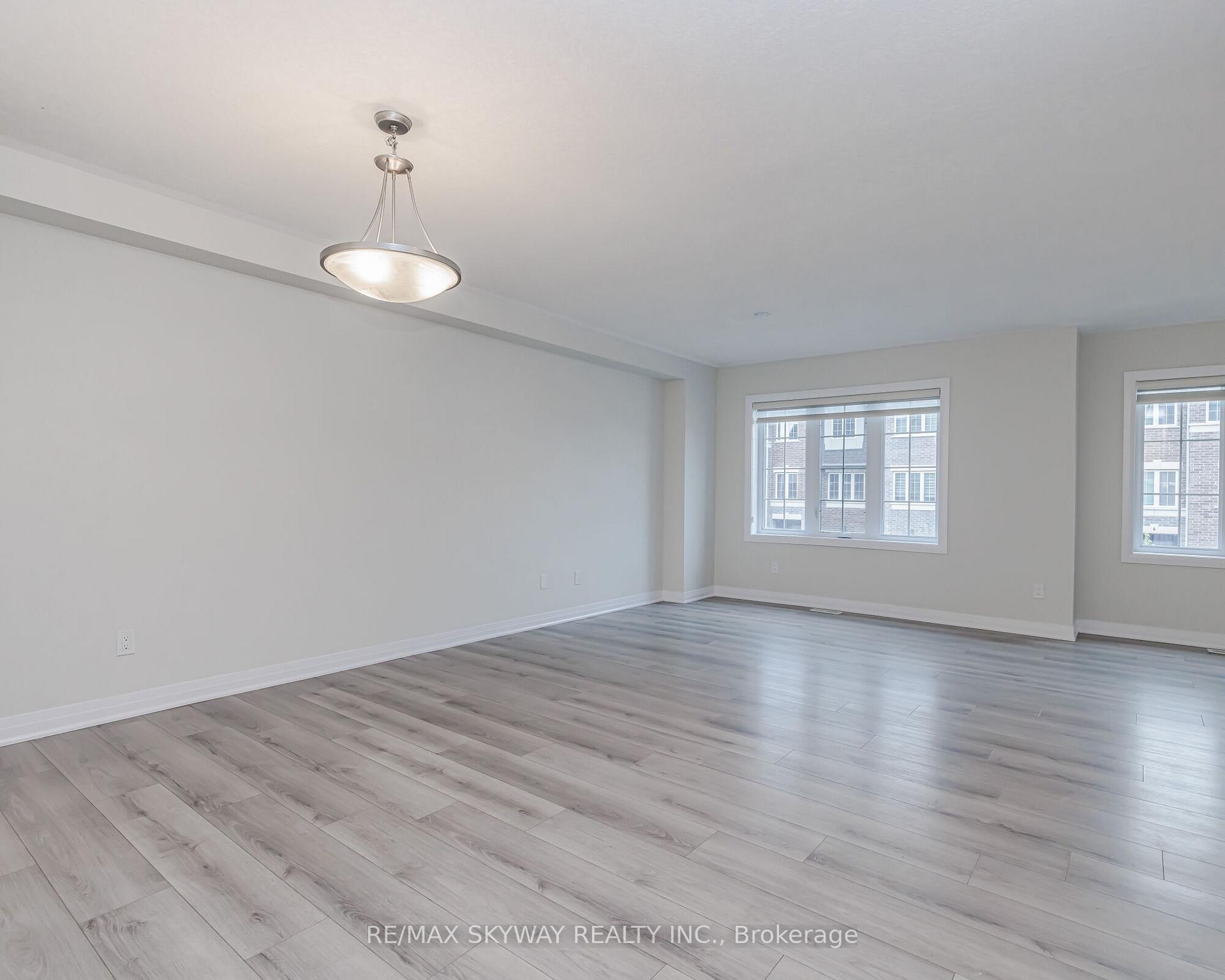 Photo 7 of Unit 5, 311 Woolwich Street, Waterloo, University Downs — HOMEH