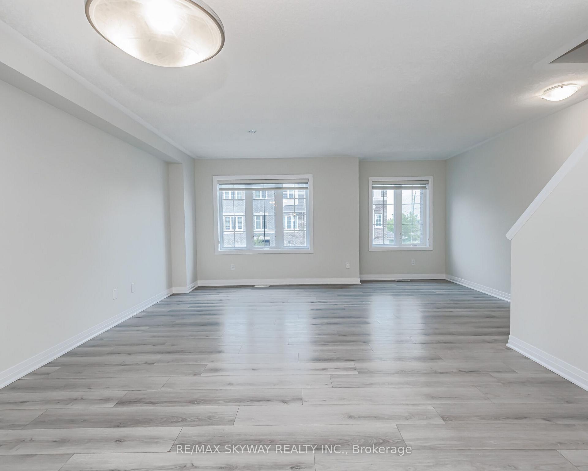 Photo 8 of Unit 5, 311 Woolwich Street, Waterloo, University Downs — HOMEH