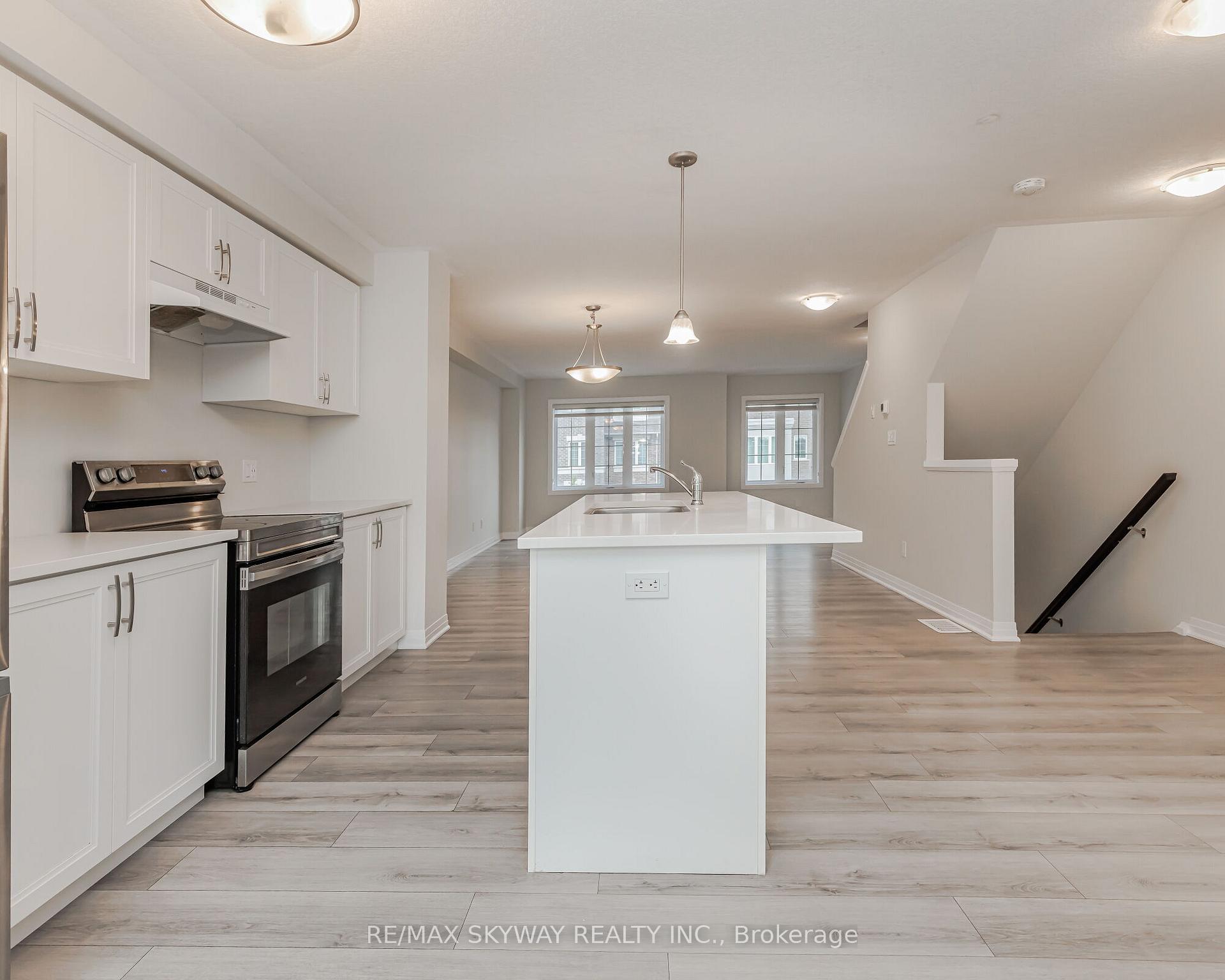 Photo 16 of Unit 5, 311 Woolwich Street, Waterloo, University Downs — HOMEH